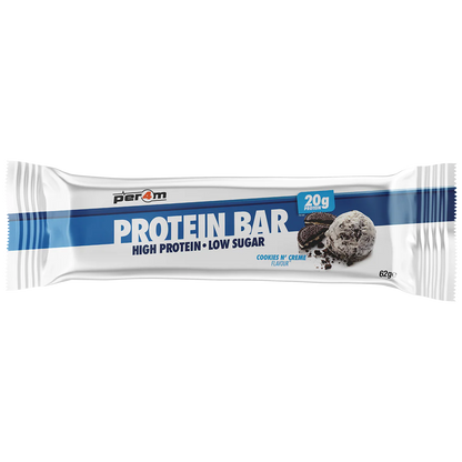 Single PER4M Cookies 'N' Creme protein bar in individual wrapper